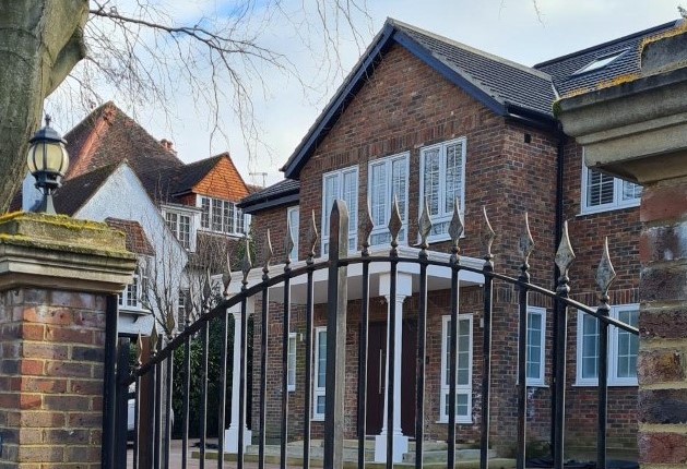 posh house 51m